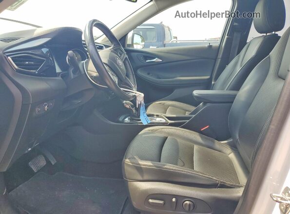 KL4MMFSL7MB143256 2021 BUICK ENCORE White Սալոնի դիմացի տեսք
