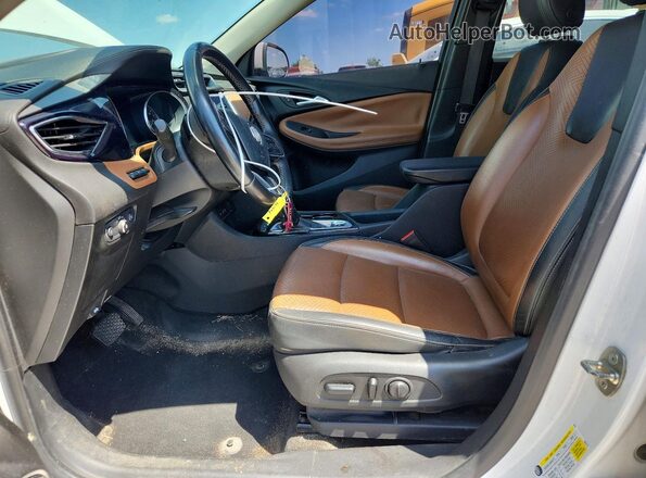 KL4MMGSL4LB074384 2020 BUICK ENCORE White წინა სალონის ხედი