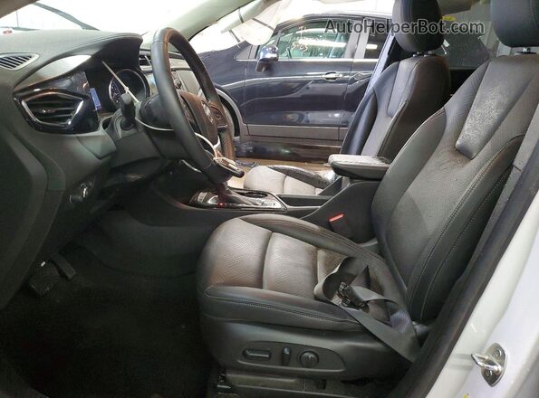 KL4MMGSL5PB036135 2023 BUICK ENCORE Белый Вид салона спереди
