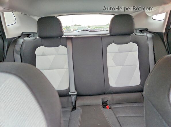 KL77LFE20RC214420 2024 CHEVROLET TRAX White Вид задніх сидінь