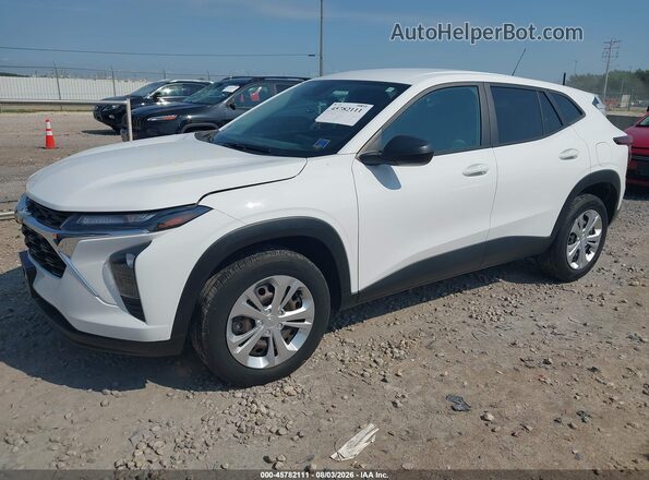 KL77LFE22RC058610 2024 CHEVROLET TRAX Белый Передняя левая четверть