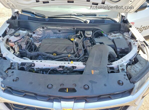 KL77LFE22RC070210 2024 CHEVROLET TRAX Белый Вид подкапотного пространства