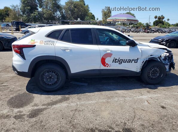 KL77LFE22RC070210 2024 CHEVROLET TRAX Белый Задняя правая четверть