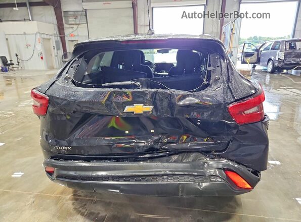 KL77LFE25RC243461 2024 CHEVROLET TRAX Черный Вид сзади