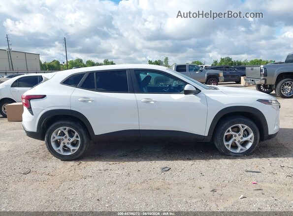 KL77LFE28RC013994 2024 CHEVROLET TRAX White Widok wnętrza z tyłu