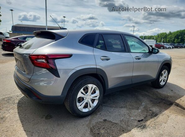 KL77LFE28RC021206 2024 CHEVROLET TRAX Silver Tył prawy