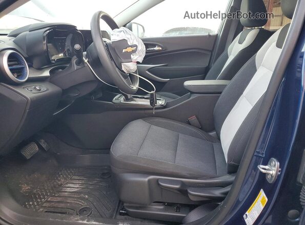 KL77LFE29RC065828 2024 CHEVROLET TRAX Blue Սալոնի դիմացի տեսք