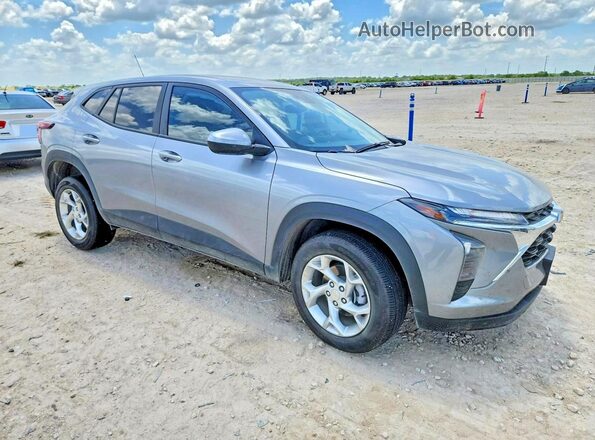 KL77LFEP3TC067044 2026 CHEVROLET TRAX Gray Առջևի աջ