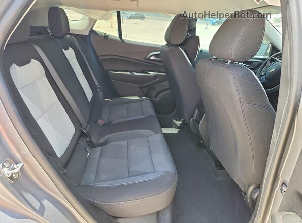 KL77LFEP3TC067044 2026 CHEVROLET TRAX Gray Սալոնի հետևի տեսք