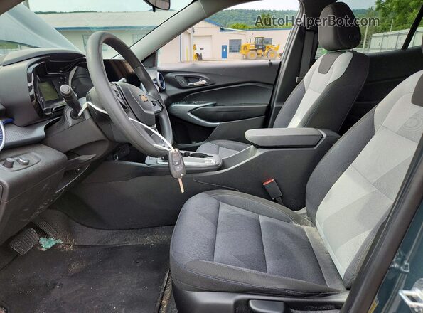 KL77LFEP4SC168544 2025 CHEVROLET TRAX Gray Vista interior delantera