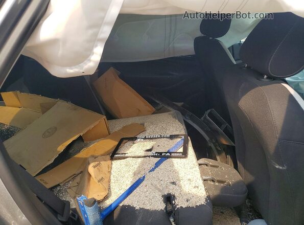 KL77LFEP4TC093054 2026 CHEVROLET TRAX Blue Widok wnętrza z tyłu