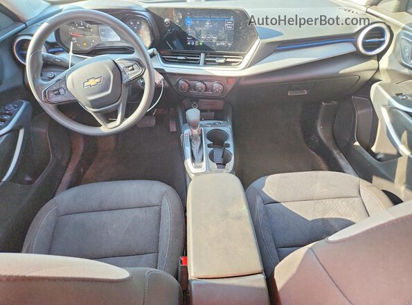 KL77LFEP6SC102075 2025 CHEVROLET TRAX Gray Vista del salpicadero