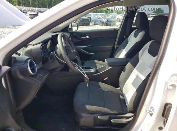 KL77LFEP6SC314247 2025 CHEVROLET TRAX White წინა სალონის ხედი