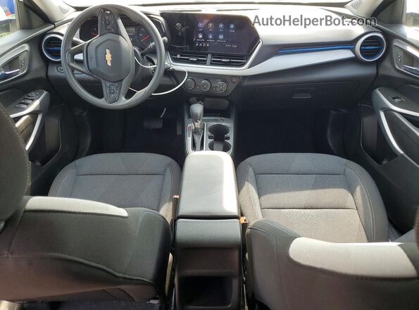 KL77LFEP6SC314247 2025 CHEVROLET TRAX White წინა პანელის ხედი