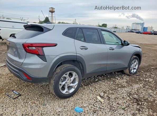 KL77LFEP6TC027301 2026 CHEVROLET TRAX Gray Trasero derecho