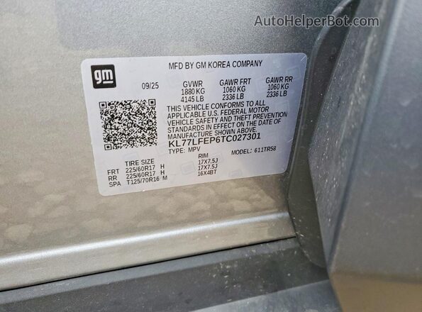 KL77LFEP6TC027301 2026 CHEVROLET TRAX Gray Vista de la etiqueta del VIN
