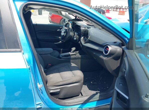 KL77LFEP7SC196015 2025 CHEVROLET TRAX Blue წინა სალონის ხედი