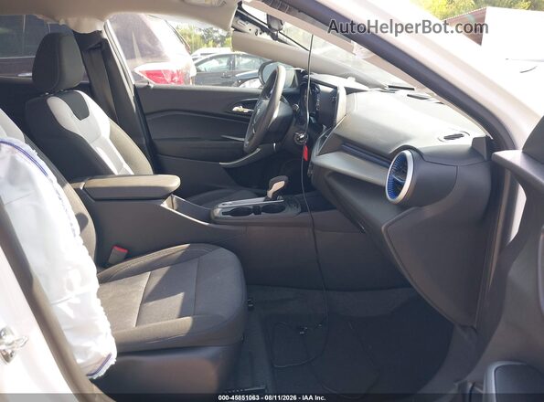 KL77LFEP7TC054040 2026 CHEVROLET TRAX White Front interior view