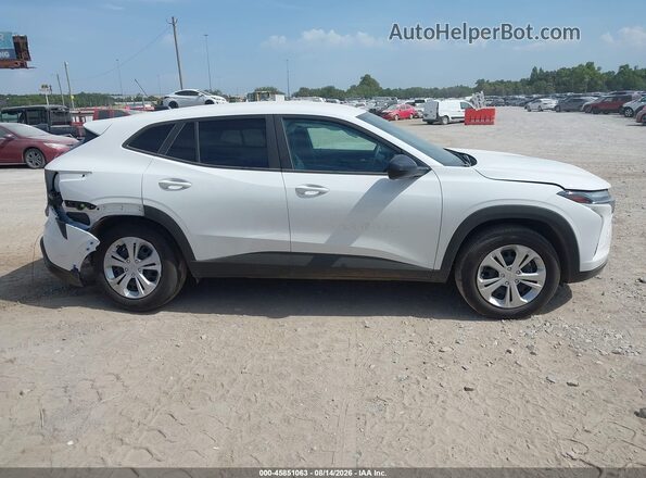 KL77LFEP7TC054040 2026 CHEVROLET TRAX White 360 interior view
