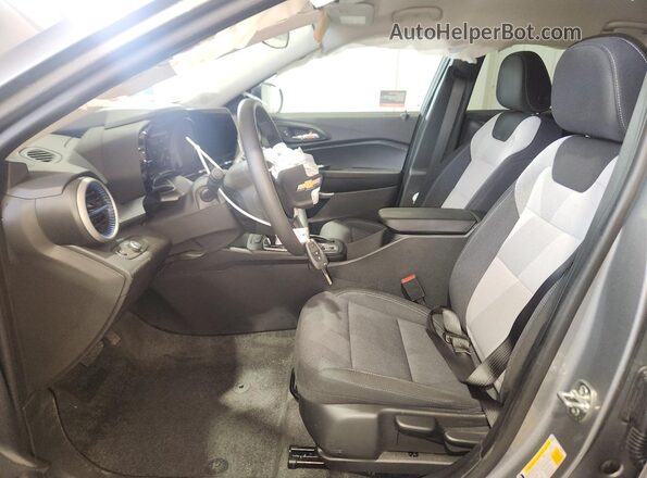 KL77LFEP8TC096927 2026 CHEVROLET TRAX Серый 