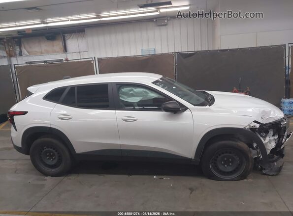 KL77LFEP9SC164781 2025 CHEVROLET TRAX Белый Вид задней части салона