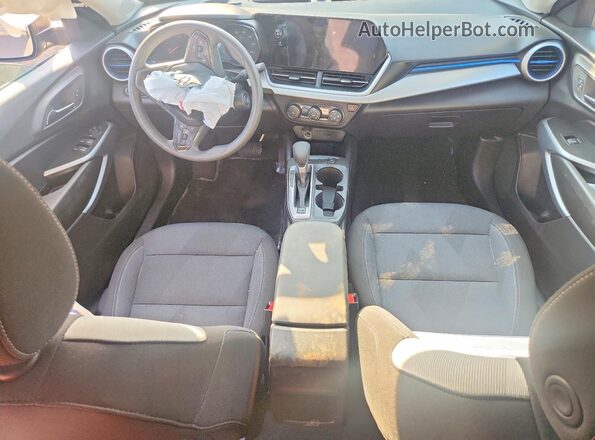 KL77LFEP9TC000187 2026 CHEVROLET TRAX Black წინა პანელის ხედი