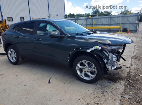 KL77LFEP9TC164815 2026 CHEVROLET TRAX Gray Delantero derecho