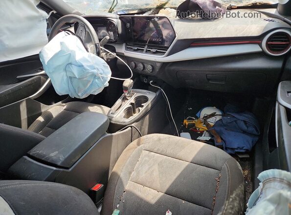 KL77LGE20RC112122 2024 CHEVROLET TRAX Black Սարքավորումների վահանակի տեսք
