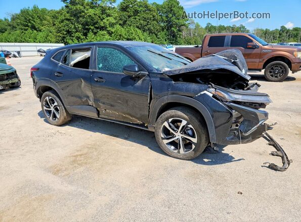 KL77LGE20RC112122 2024 CHEVROLET TRAX Black Դիմացի տեսք