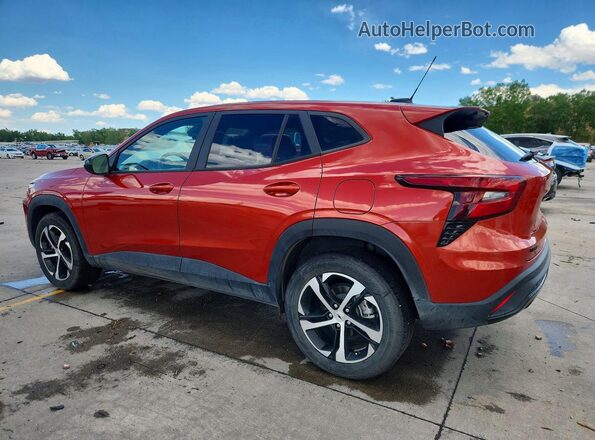 KL77LGE21RC192028 2024 CHEVROLET TRAX Оранжевый Задняя левая четверть