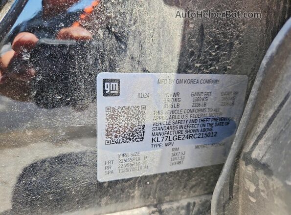 KL77LGE24RC215012 2024 CHEVROLET TRAX Black Widok naklejki z numerem VIN