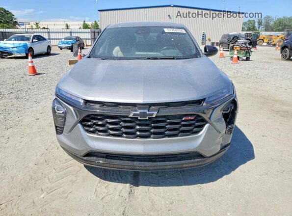 KL77LGE25RC043038 2024 CHEVROLET TRAX Gray Դիմացի տեսք