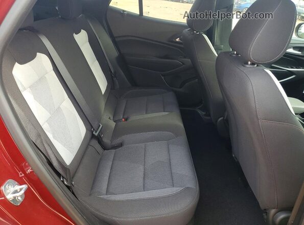 KL77LGE25RC076721 2024 CHEVROLET TRAX Burgundy Widok wnętrza z tyłu