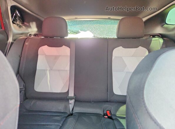 KL77LGE26RC025082 2024 CHEVROLET TRAX Burgundy Rear seats view
