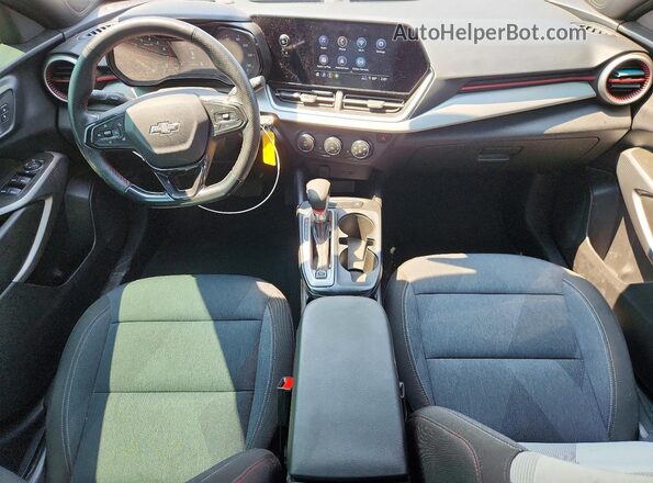 KL77LGE26RC025082 2024 CHEVROLET TRAX Burgundy Dashboard view