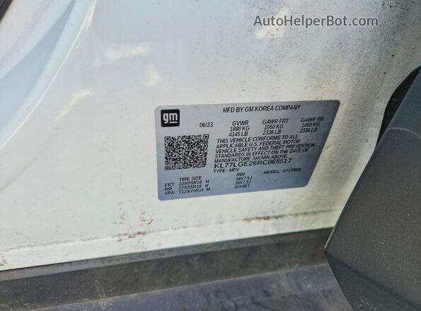 KL77LGE26RC065517 2024 CHEVROLET TRAX White Widok komory silnika