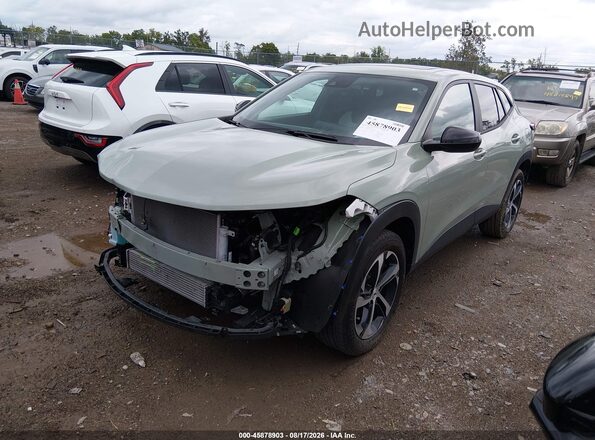 KL77LGE26RC120595 2024 CHEVROLET TRAX Серый Передняя левая четверть