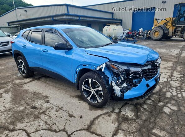 KL77LGE27RC101439 2024 CHEVROLET TRAX Blue Delantero derecho