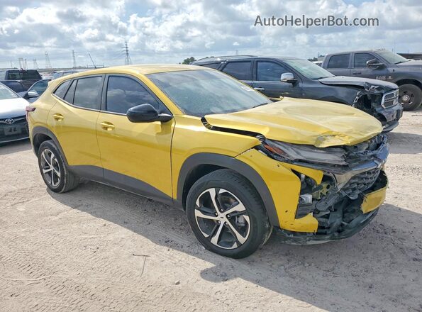 KL77LGE27RC228434 2024 CHEVROLET TRAX Yellow Delantero derecho