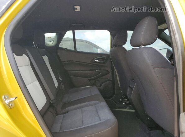 KL77LGE27RC228434 2024 CHEVROLET TRAX Yellow Vista interior trasera
