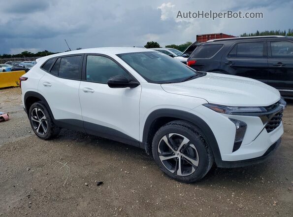 KL77LGE2XRC018202 2024 CHEVROLET TRAX White Передня права чверть