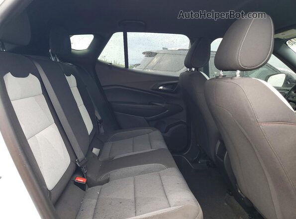 KL77LGE2XRC018202 2024 CHEVROLET TRAX White Вид задньої частини салону