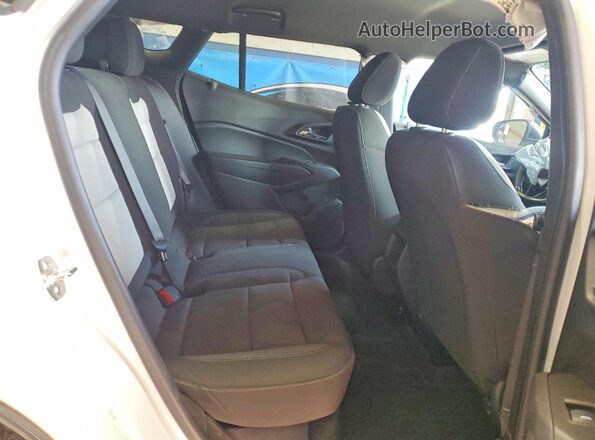 KL77LGEP3SC102332 2025 CHEVROLET TRAX White Rear seats view