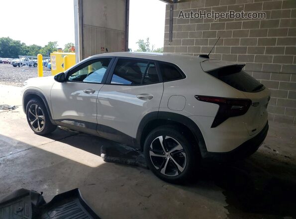 KL77LGEP3TC069513 2026 CHEVROLET TRAX Белый Задняя левая четверть