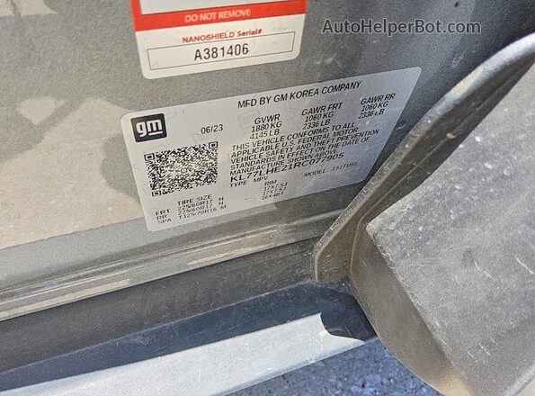 KL77LHE21RC077905 2024 CHEVROLET TRAX Silver Շարժիչի բաժամունքի տեսք