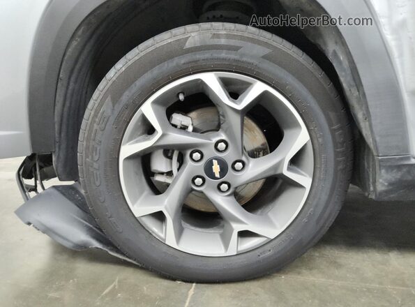 KL77LHE21RC077905 2024 CHEVROLET TRAX Silver 