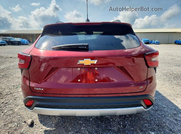 KL77LHE22RC006129 2024 CHEVROLET TRAX Red Rear view