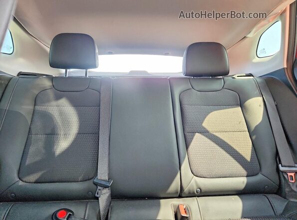 KL77LHE22RC006129 2024 CHEVROLET TRAX Red Rear seats view