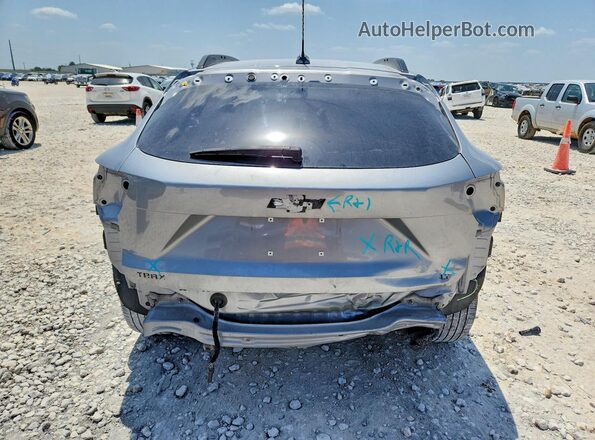 KL77LHE22RC144849 2024 CHEVROLET TRAX Silver Հետևի տեսք