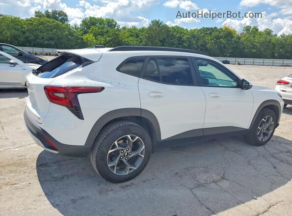 KL77LHE23RC018063 2024 CHEVROLET TRAX White Задня права чверть